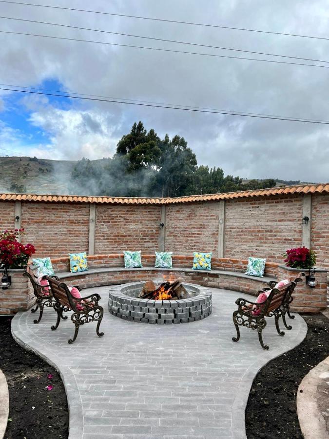 Hacienda Santa Ana Lodging Guamote Exterior photo